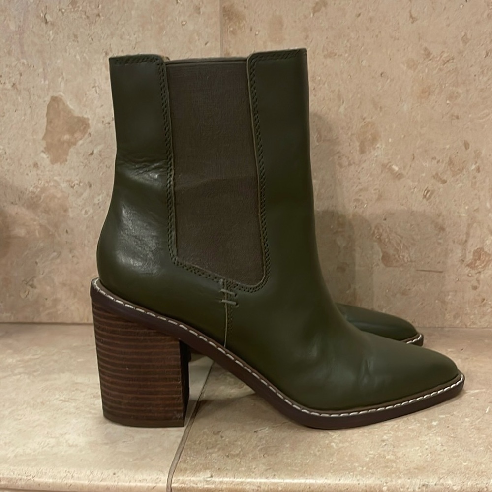 Crown Vintage Forest Green Heeled Boots 7.5